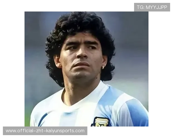 马特乌斯：没有哪个球员像马拉多纳那样全面，马特乌斯告别赛 马拉多纳